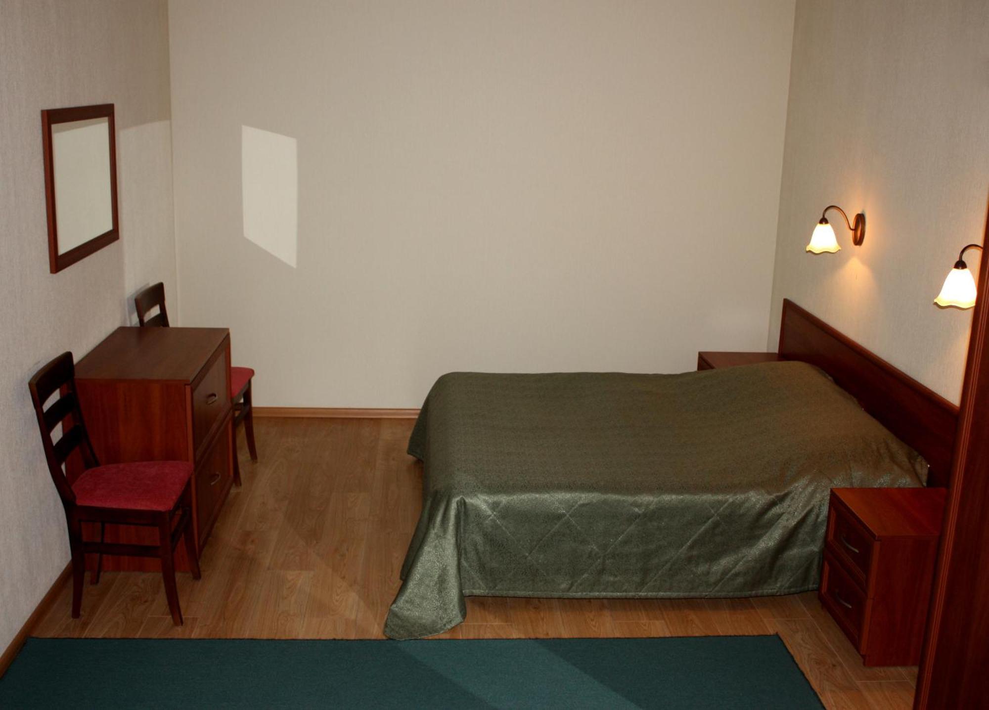 Mini-Hotel On Geroiv Energetykiv Street 18 เคียฟ ภายนอก รูปภาพ