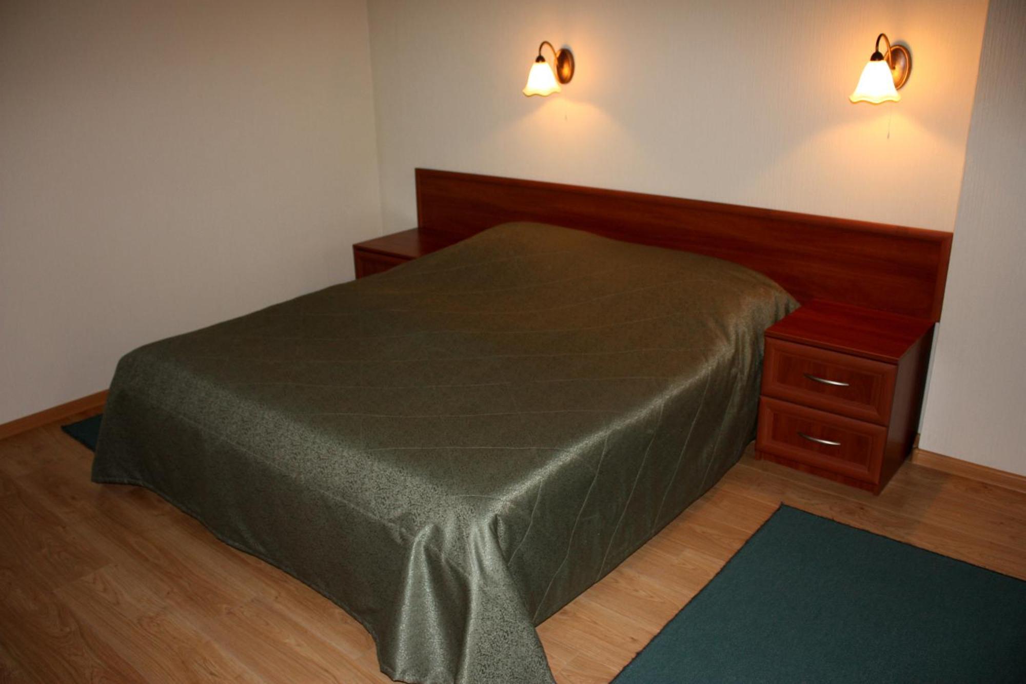 Mini-Hotel On Geroiv Energetykiv Street 18 เคียฟ ภายนอก รูปภาพ