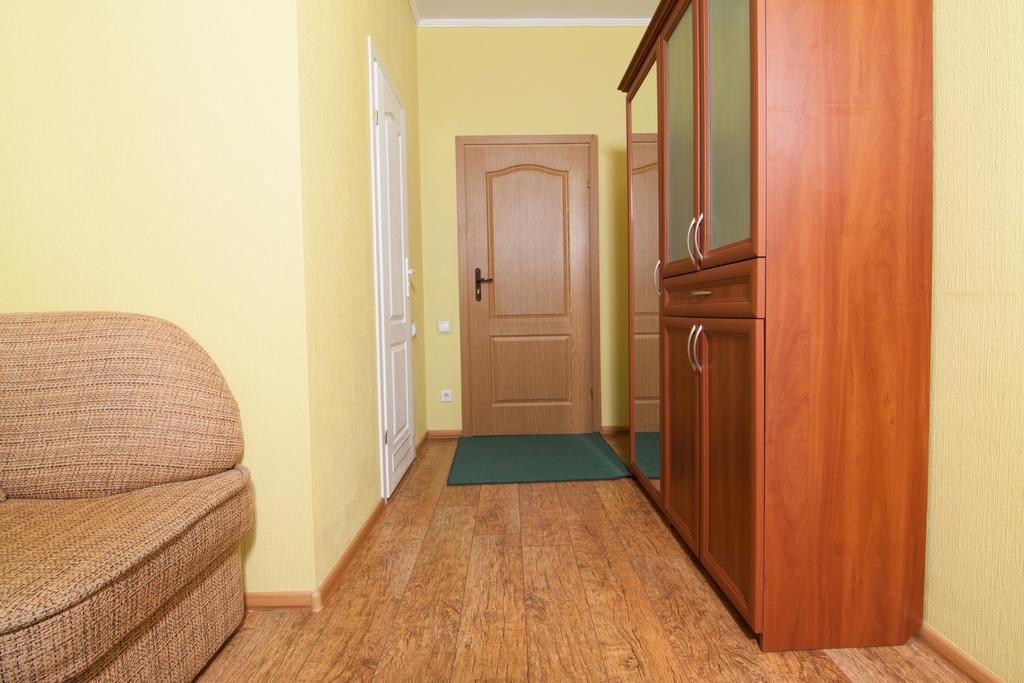 Mini-Hotel On Geroiv Energetykiv Street 18 เคียฟ ภายนอก รูปภาพ