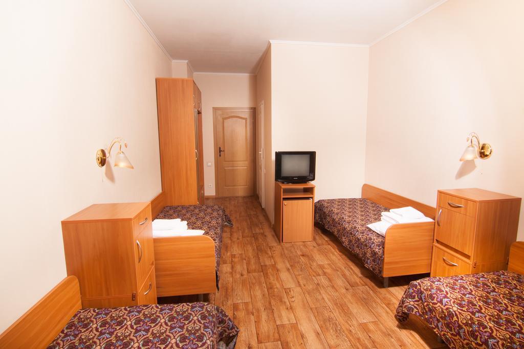 Mini-Hotel On Geroiv Energetykiv Street 18 เคียฟ ภายนอก รูปภาพ