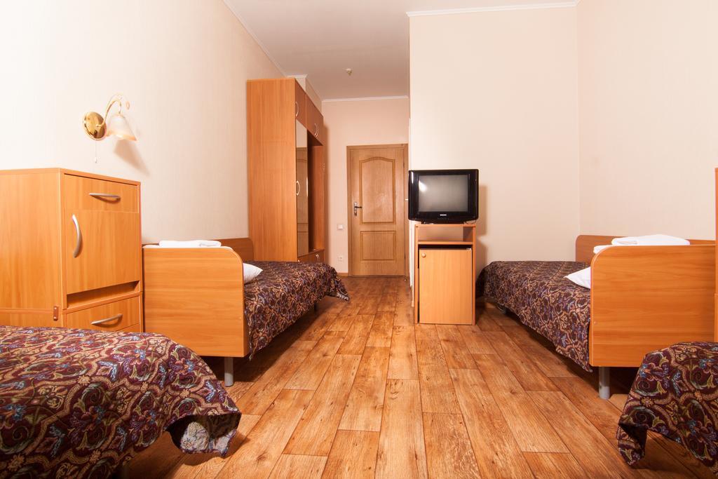 Mini-Hotel On Geroiv Energetykiv Street 18 เคียฟ ภายนอก รูปภาพ