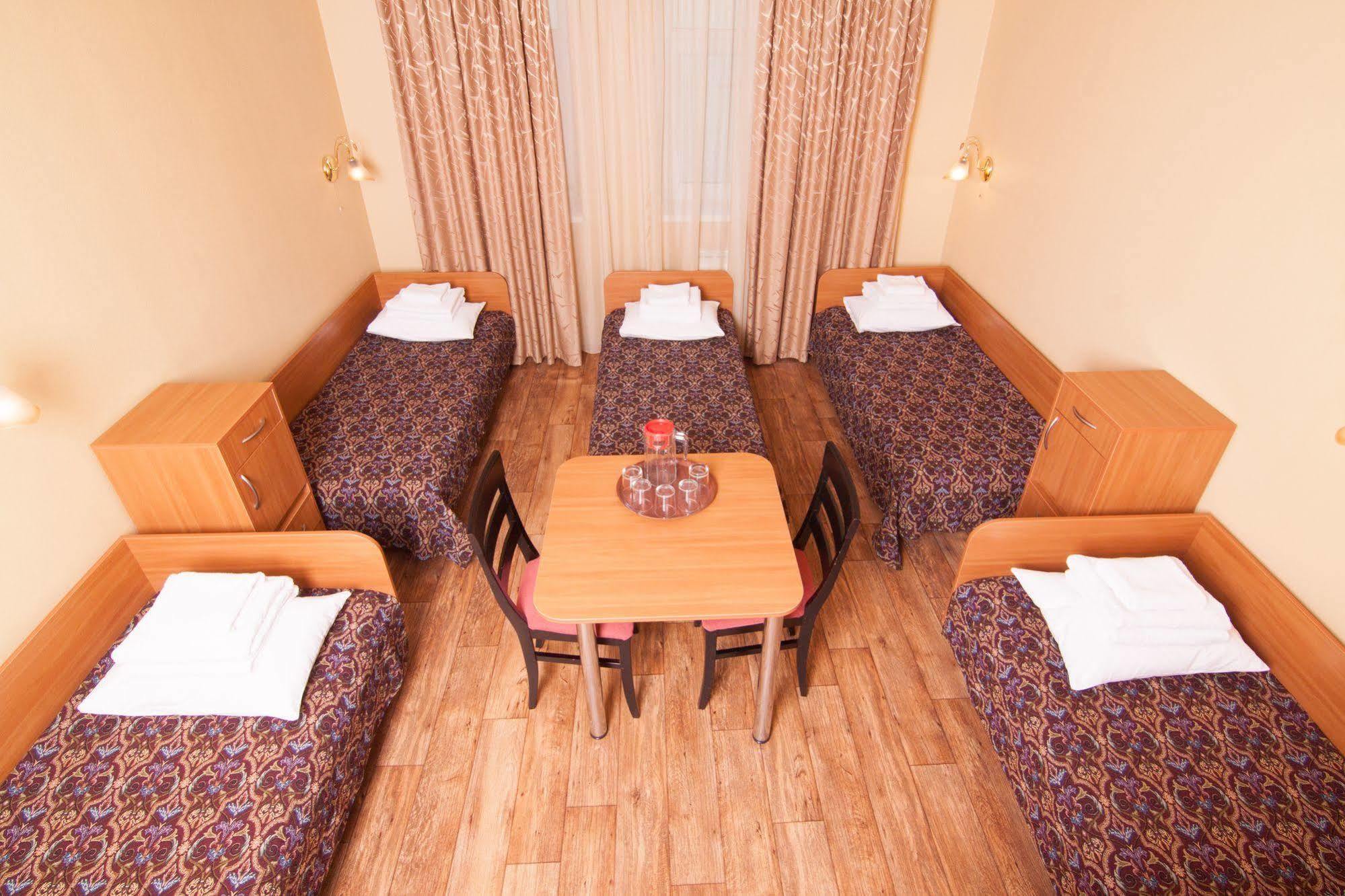 Mini-Hotel On Geroiv Energetykiv Street 18 เคียฟ ภายนอก รูปภาพ
