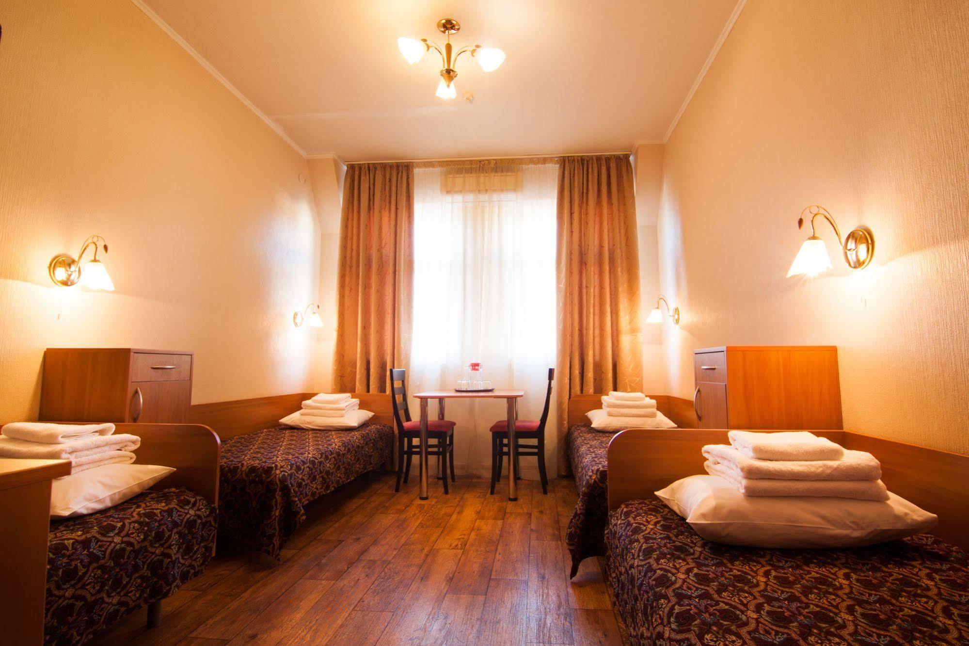 Mini-Hotel On Geroiv Energetykiv Street 18 เคียฟ ภายนอก รูปภาพ
