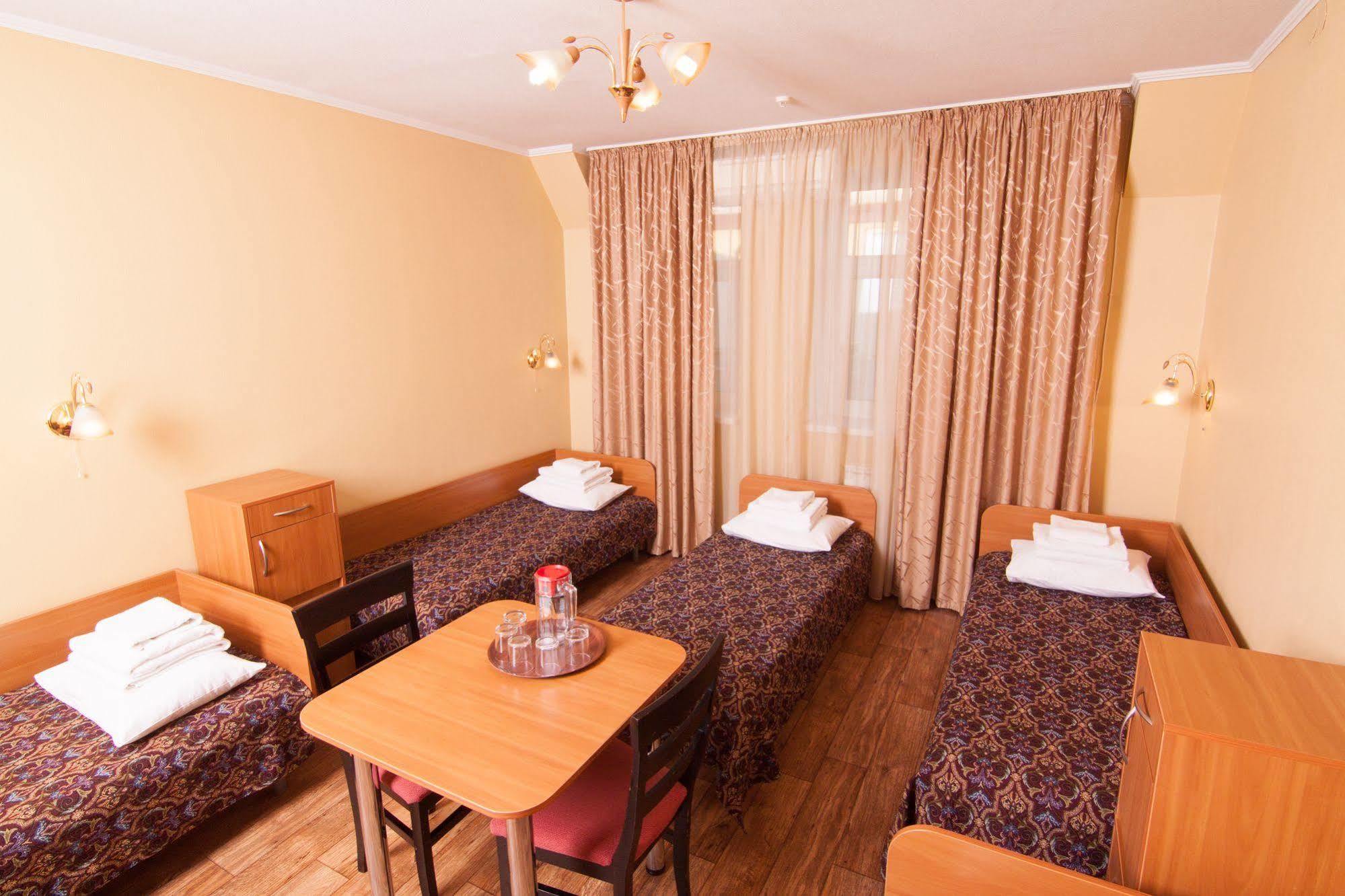 Mini-Hotel On Geroiv Energetykiv Street 18 เคียฟ ภายนอก รูปภาพ