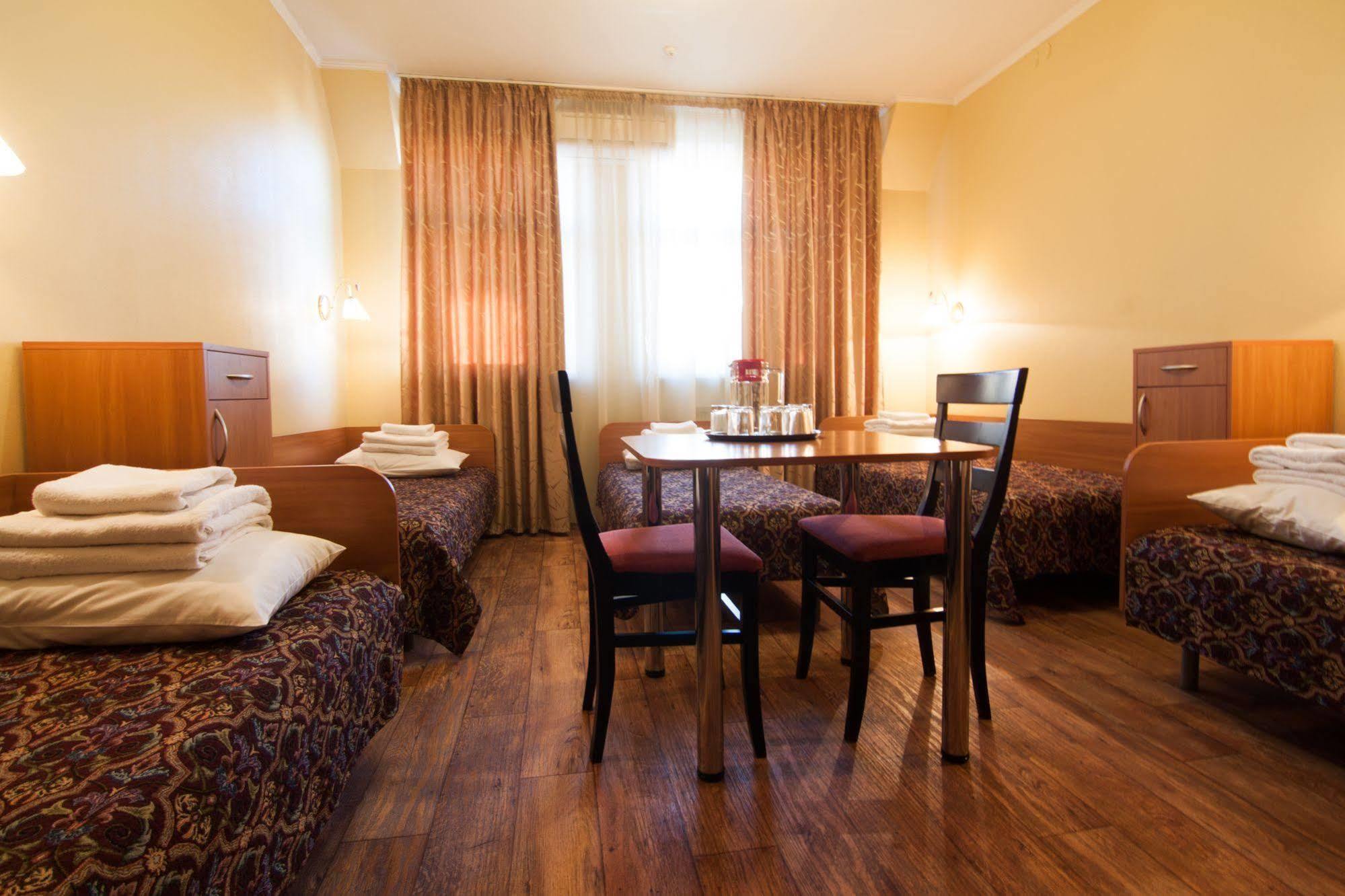 Mini-Hotel On Geroiv Energetykiv Street 18 เคียฟ ภายนอก รูปภาพ