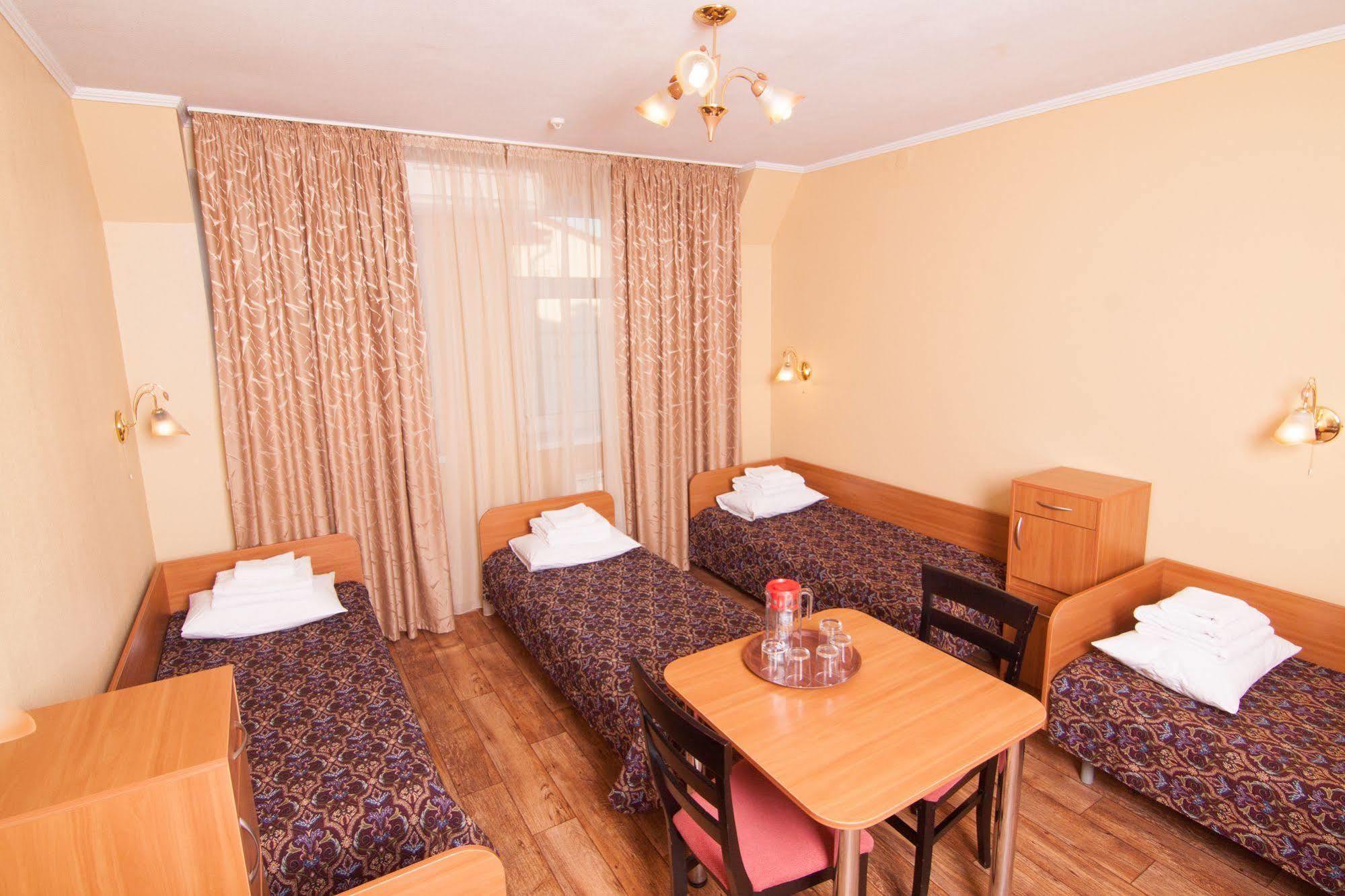 Mini-Hotel On Geroiv Energetykiv Street 18 เคียฟ ภายนอก รูปภาพ